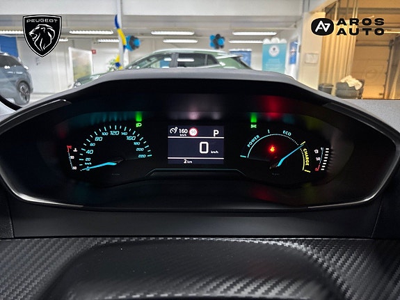 Peugeot 208 10 of 14