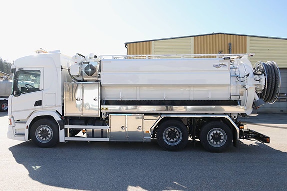 Scania P500, Slamsugare med spolutrustning 3 of 6