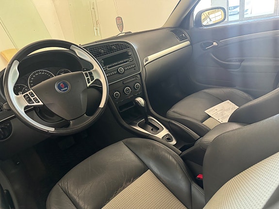 Saab 9-3 7 of 8