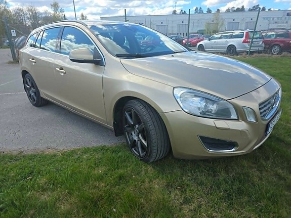 Volvo V60 5 of 5