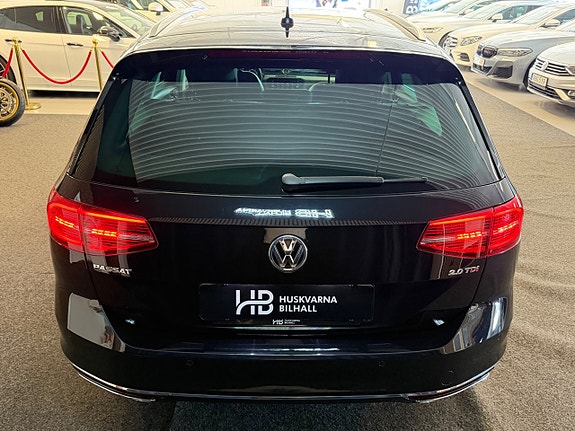 Volkswagen Passat 5 of 5
