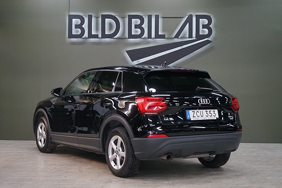 Audi Q2 4 of 5