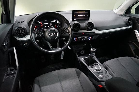 Audi Q2 7 of 14