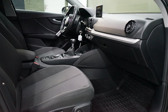 Audi Q2 8 of 14