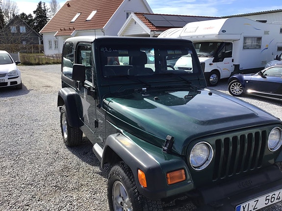 Jeep Wrangler 2 of 30