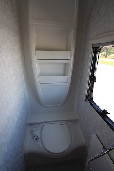 Adria 743 UT -09 15 of 15