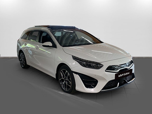 Kia Ceed 3 of 5