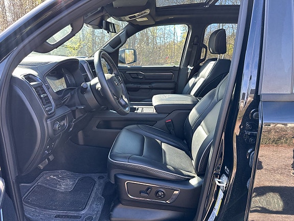 RAM 1500 8 of 11