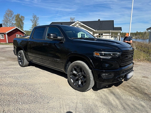 RAM 1500 4 of 11