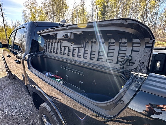 RAM 1500 7 of 11