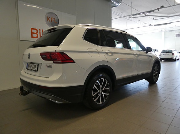 Volkswagen Tiguan Allspace 6 of 24