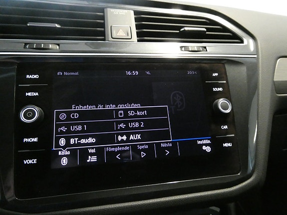 Volkswagen Tiguan Allspace 21 of 24