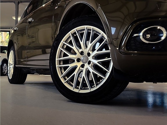 Audi Q5 3 of 5