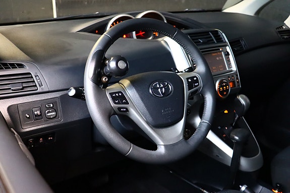 Toyota Verso 17 of 30