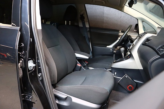 Toyota Verso 10 of 30
