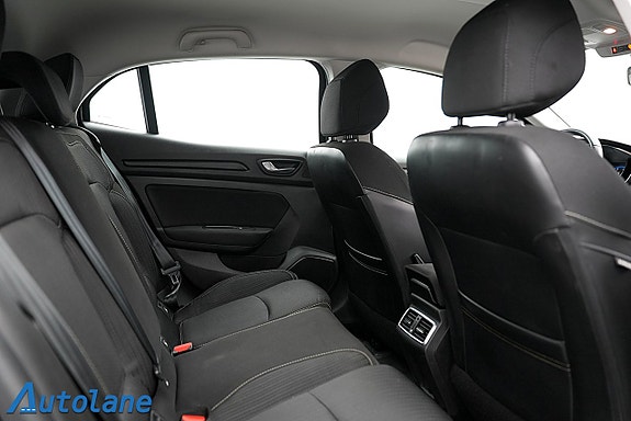 Renault Megane 19 of 27