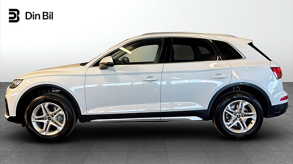 Audi Q5 2 of 5