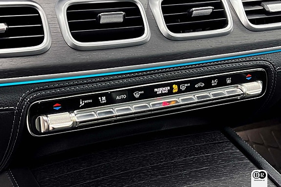 Mercedes-Benz GLS400 d 14 of 23