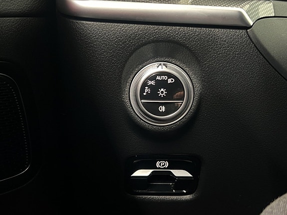 Mercedes-Benz C300 29 of 30