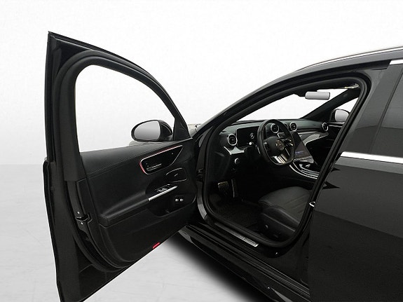 Mercedes-Benz C300 20 of 30