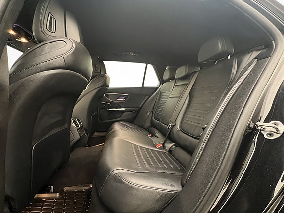 Mercedes-Benz C300 15 of 30