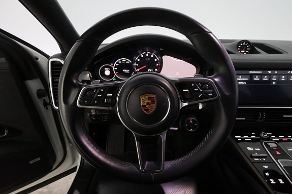 Porsche Cayenne Coupe 14 of 30