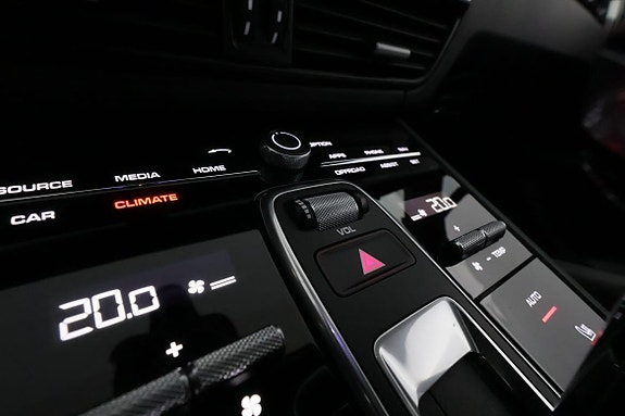 Porsche Cayenne Coupe 29 of 30