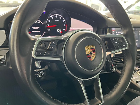 Porsche Cayenne Coupe 18 of 30