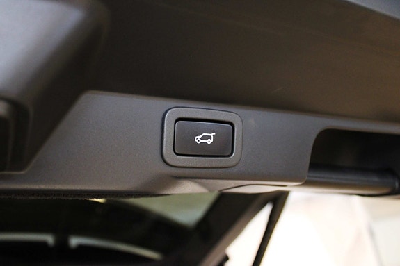 Land Rover Range Rover Sport 23 of 25