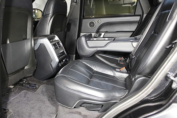 Land Rover Range Rover Sport 13 of 25
