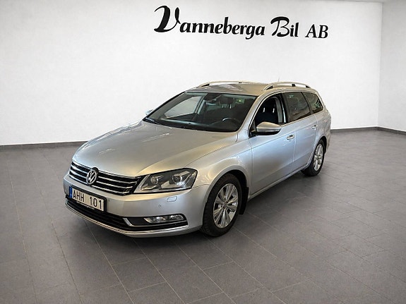 Volkswagen Passat 3 of 5