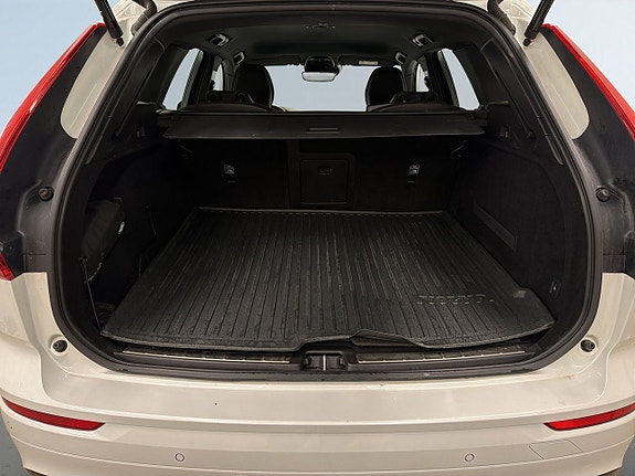 Volvo XC60 12 of 18