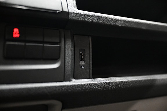 Volkswagen Transporter 27 of 30