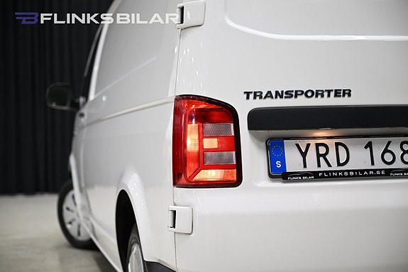 Volkswagen Transporter 21 of 30