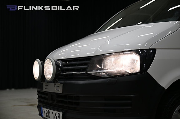 Volkswagen Transporter 4 of 30