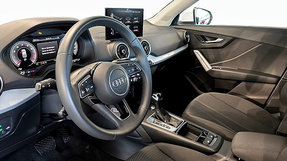 Audi Q2 7 of 19