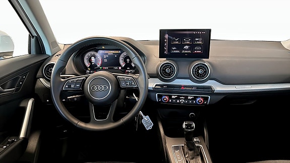Audi Q2 11 of 19