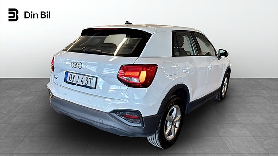 Audi Q2 16 of 19