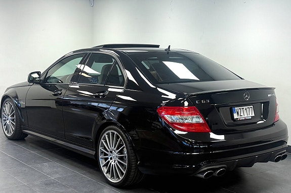 Mercedes-Benz C63 2 of 5