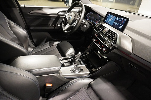 BMW X4 12 of 12
