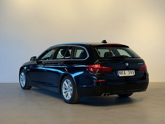 BMW 520d 4 of 5