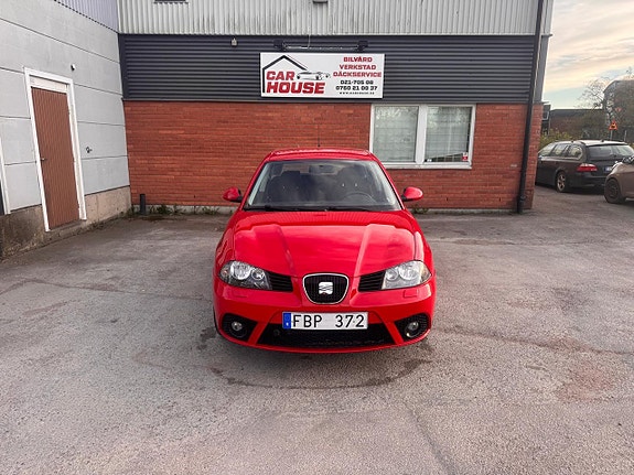 Seat Ibiza 2 of 5