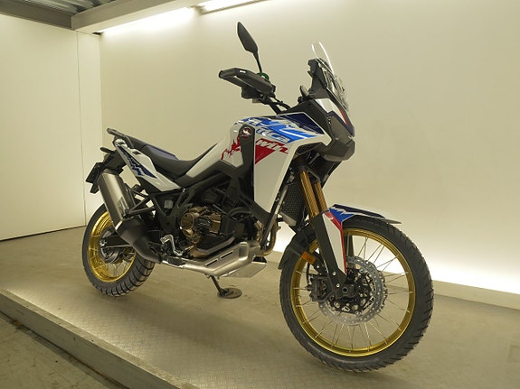 Honda CRF1100 Africa Twin DCT  Demo 2 of 5