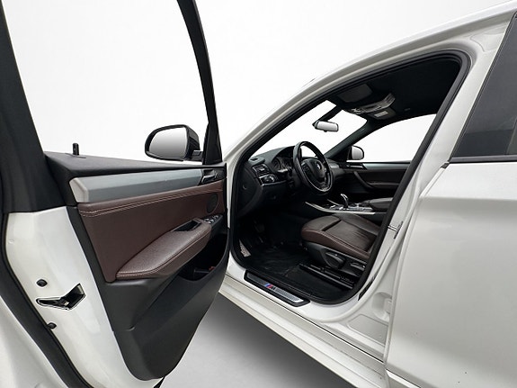 BMW X4 8 of 30