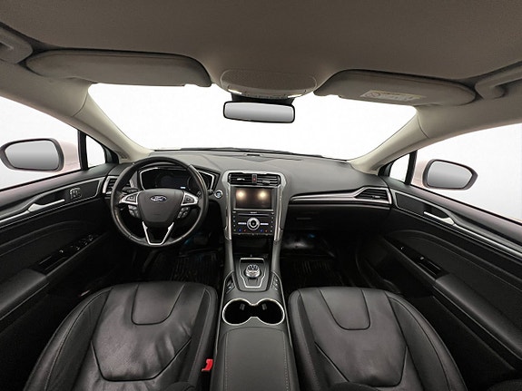 Ford Mondeo 16 of 30