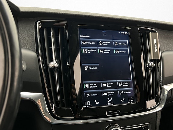Volvo V90 Cross Country 19 of 30