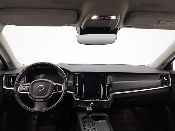 Volvo V90 Cross Country 11 of 30