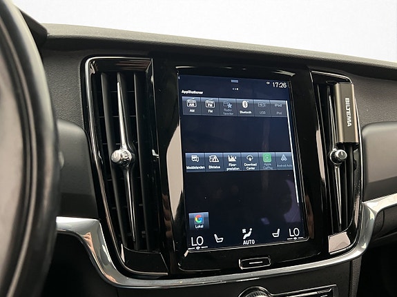 Volvo V90 Cross Country 21 of 30