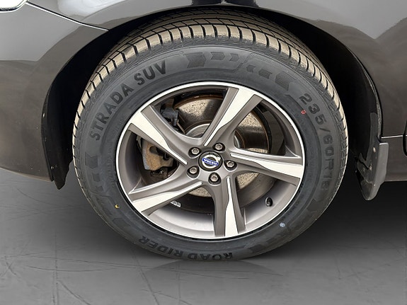 Volvo XC60 22 of 25