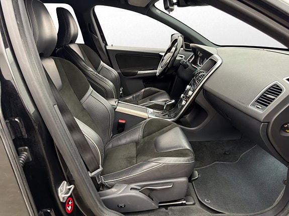 Volvo XC60 18 of 25